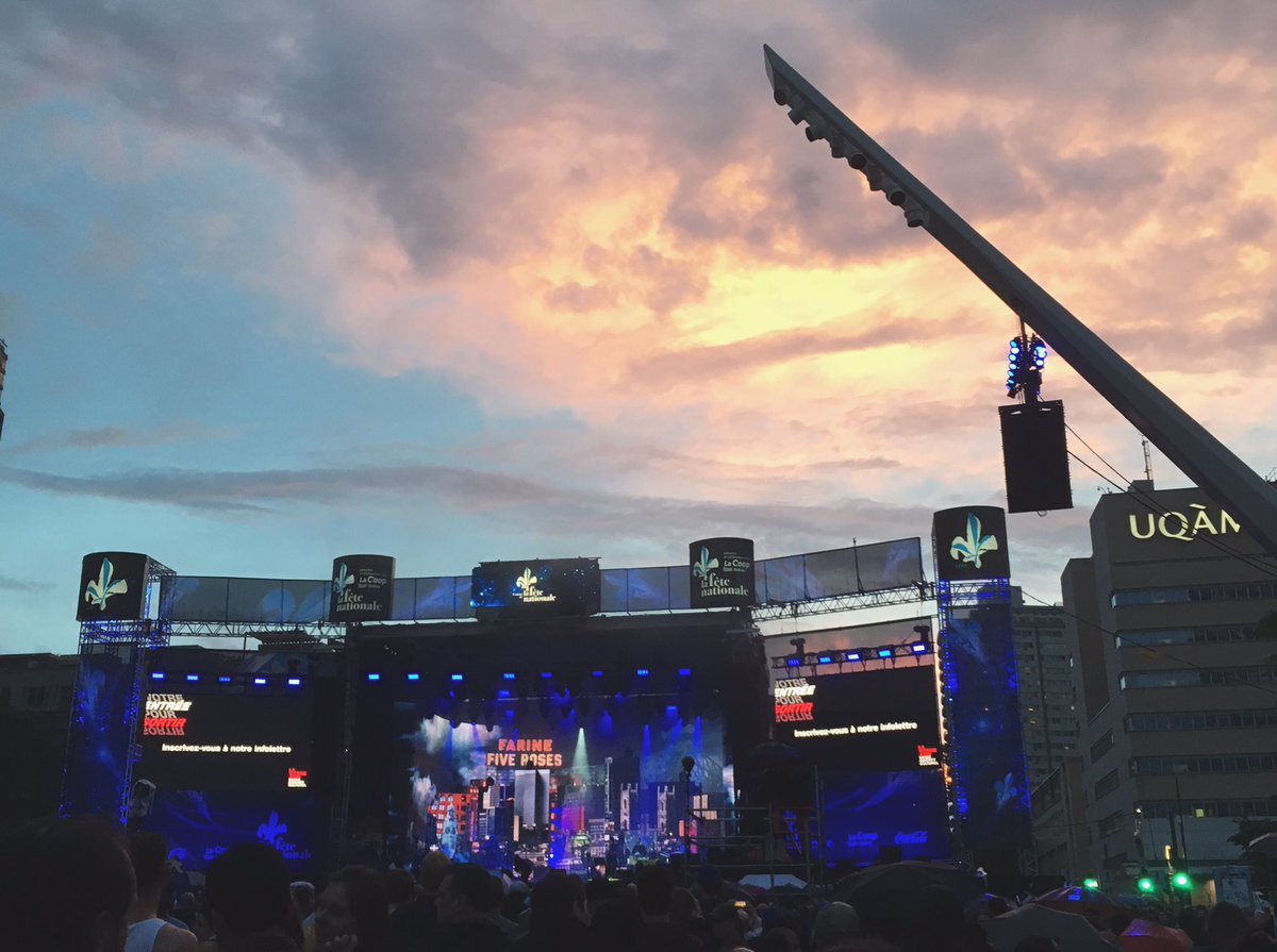 Stageline® (@stagelinestages) on Twitter photo La fête national à Montréal ça commence maintenant! <a href="/fetenatmtl/">Fête nationale à MTL</a> #stjeanmtl #SAM575 La fête national à Montréal ça commence maintenant! <a href="/fetenatmtl/">Fête nationale à MTL</a> #stjeanmtl #SAM575