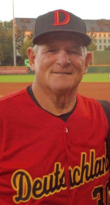 Don Freeman, former coach at Prairie, Heritage, Clark, named <a href="/wiaawa/">WIAA</a> Hall of Fame 2017 Class. Story by <a href="/MegWochnick/">Meg Wochnick 🌷🌼</a> columbian.com/news/2017/jun/…