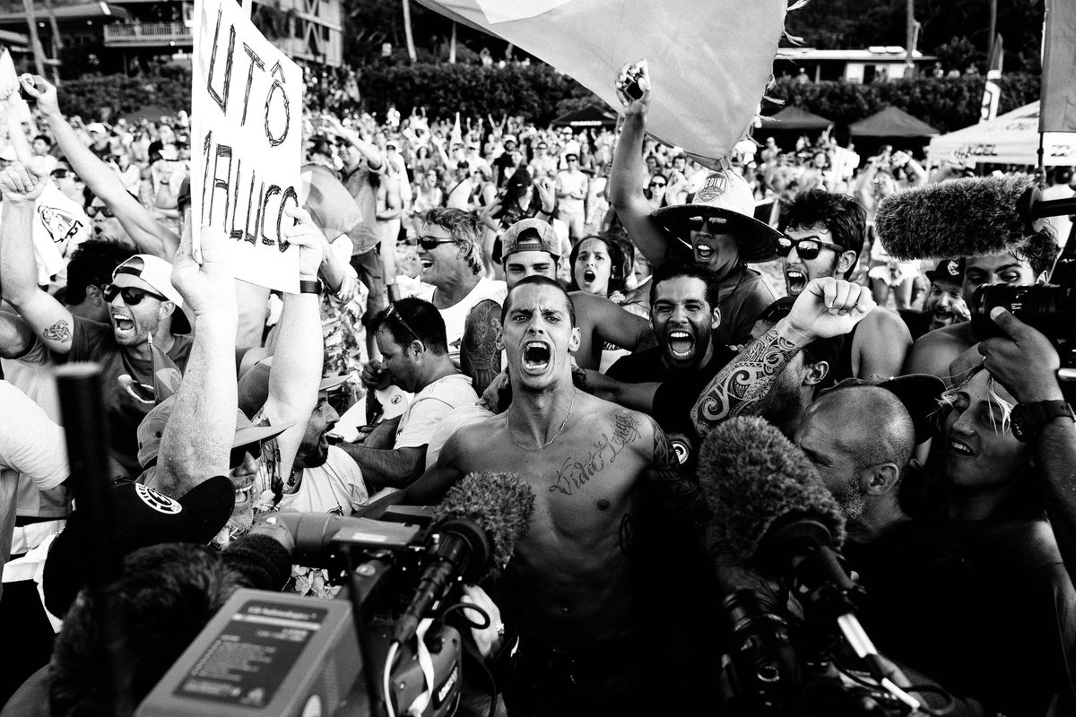 World Surf League tweet media