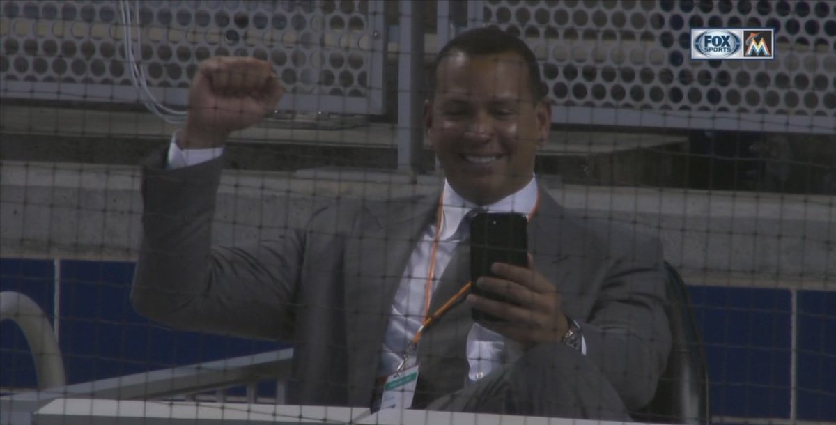 Marlins sign top 3 picks, including A-rod's nephew bit.ly/2s5QsFP https://t.co/6e2fklLAJa