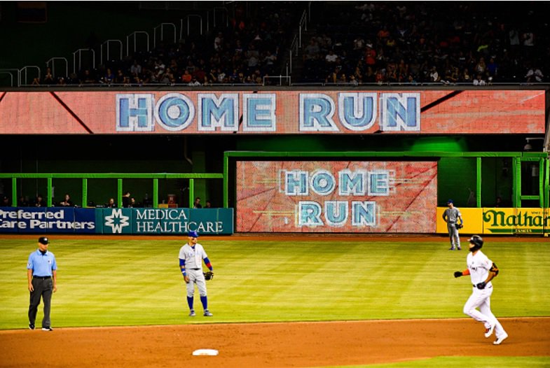 Stanton hits 458-foot homer, Urena sizzles as Marlins blank Cubs 2-0 bit.ly/2s1iMOw https://t.co/AcTLOQLblJ