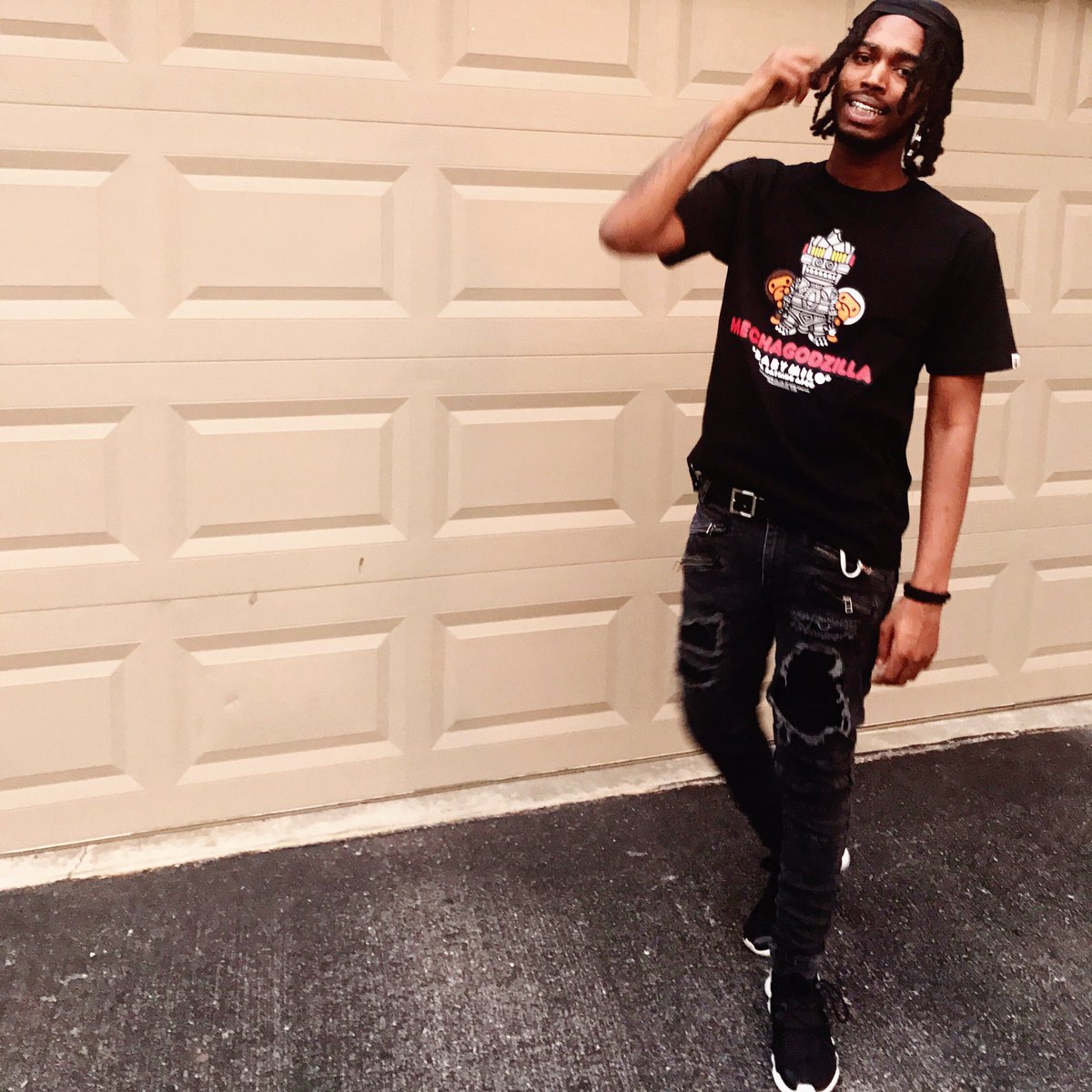 FloatFITS's tweet image. #GODZILLA x #BAPE
           🐲🔥🏢

Snapchat: apegang-lilg
Instagram: youngflooat