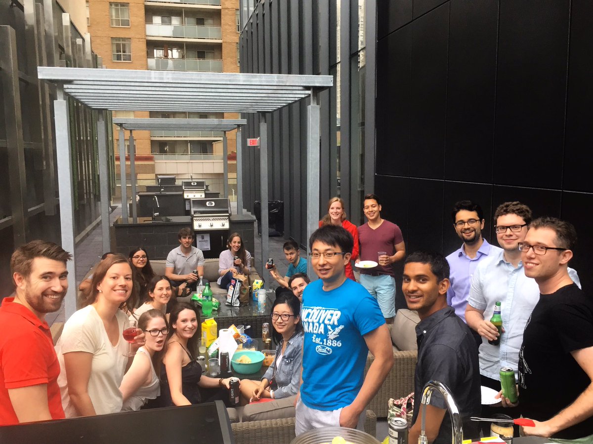 TheAlyssaLouis's tweet photo. Had an amazing evening celebrating an incredible first year of residency with my fellow soon to be PGY2 IM Residents! #Friends #BBQ #NoPages https://t.co/ZAzw4toHop