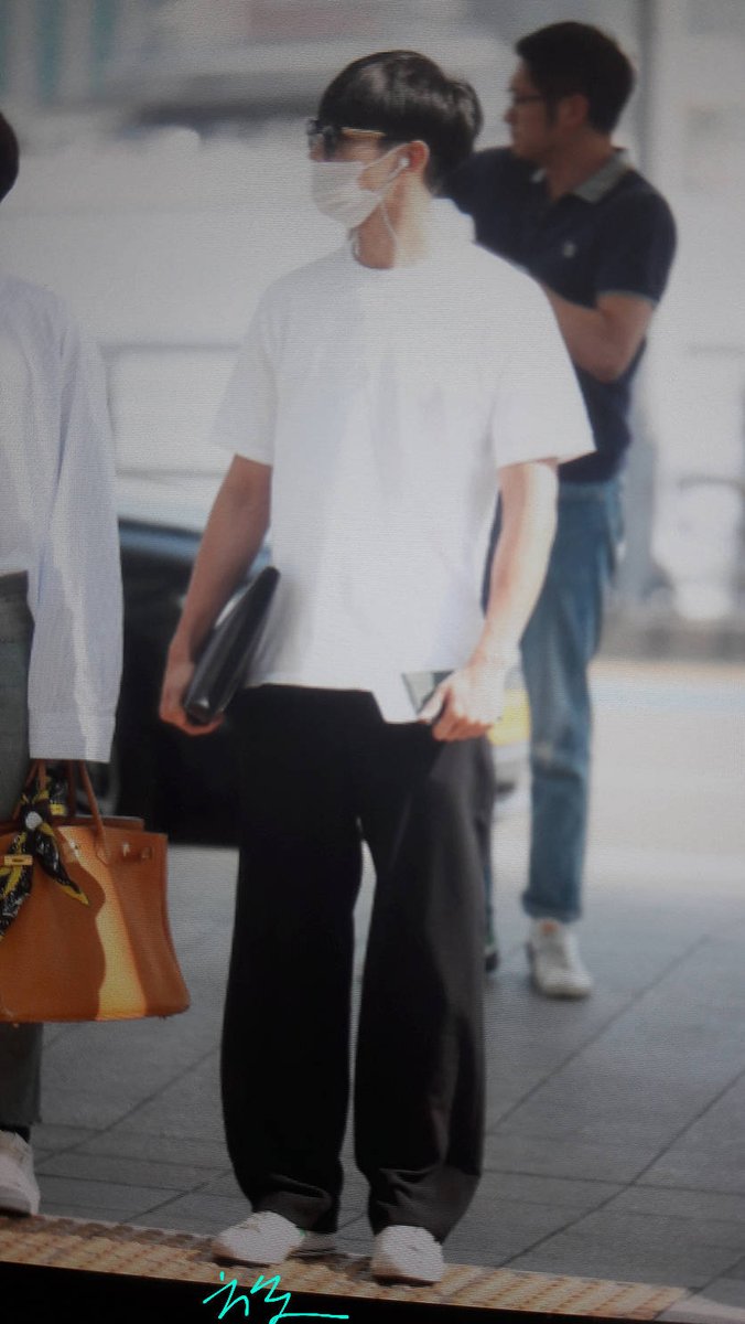 Minhomes1209's tweet photo. [preview]Incheon part1 #minho #민호 https://t.co/lYoBA3lRVv