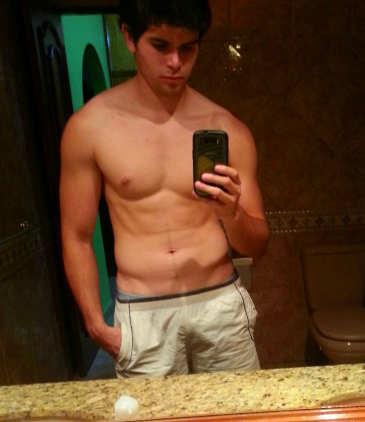 ChicsSex's tweet photo. 🇵🇾PARAGUAY🇵🇾
Chico de 23 años, #HeteroEngañado bien sexy de La Asunción, con un cuerpo y pene hermoso. #Paraguayo #PeneLindo #PeneGrande https://t.co/HooH7aFLl5