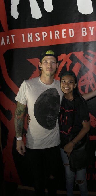 spookymels_'s tweet photo. Here it is |-/ thank you @twentyonepilots @tylerrjoseph @joshuadun #TourDeColombus #artopia https://t.co/0jRzeFAoHl
