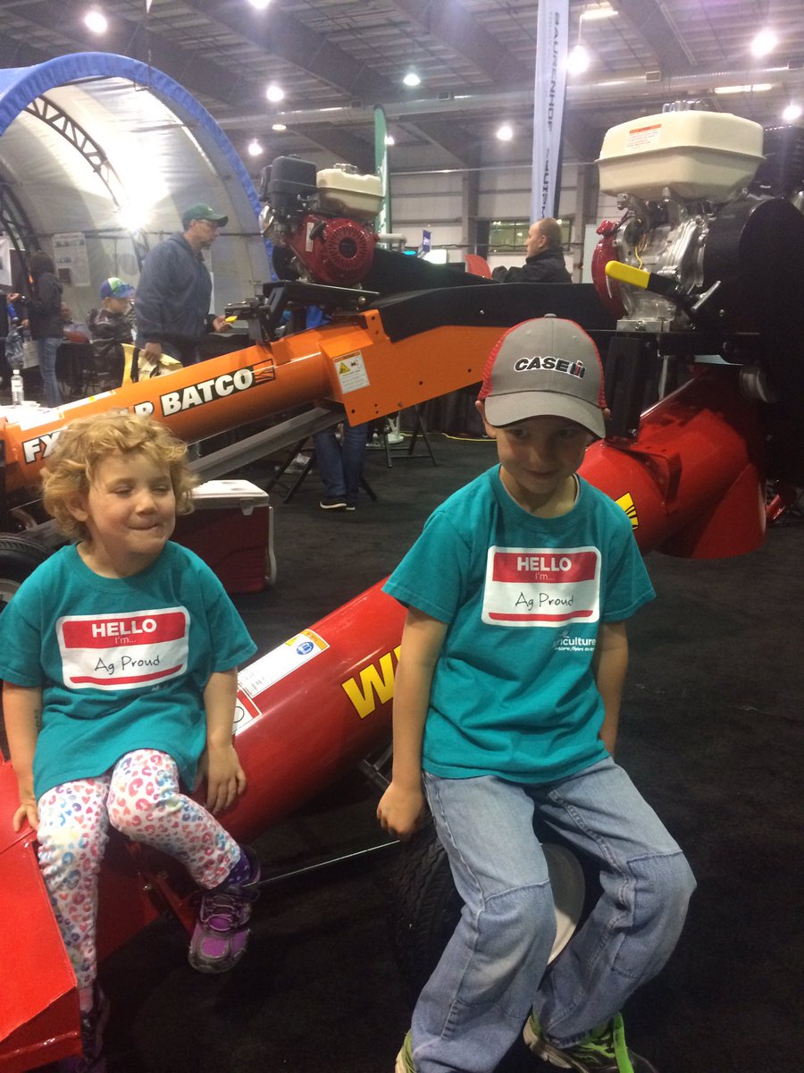 JacquieGerrard's tweet photo. Quick trip to #cfps17 @AgMoreThanEver https://t.co/dJXCzYBQd0
