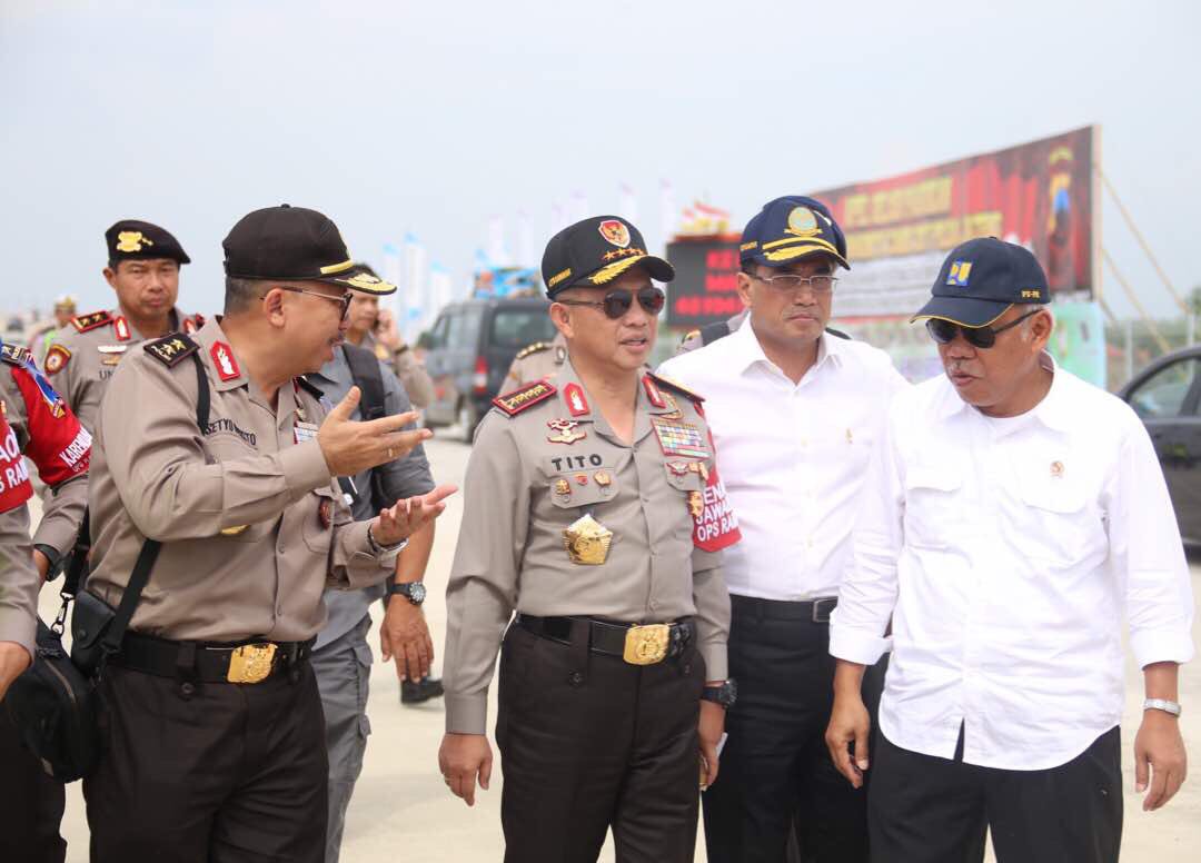 BudiKaryaS's tweet photo. 7. Harapan Presiden @jokowi utk  berkoordinasi lebih baik &amp; kompak serta tdk ego sektoral, bisa kita wujudkan bersama2 pd mudik thn ini.-BKS https://t.co/amegcOg8BR