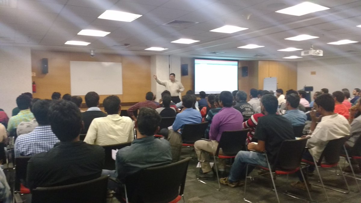 kamleshrao's tweet image. Performance Tuning session by @pinaldave at #SQLBangUG