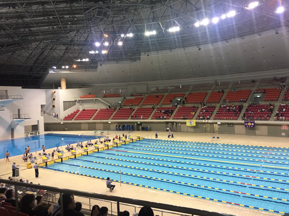 تويتر 萩原智子 على تويتر 今日は日帰りで熊本へ 昨年の熊本県選手権は 震災の影響で アクアドーム熊本が使用できず 荒尾の屋外 プールで雨の中 選手も競技役員も必死に頑張っていました 今年は アクアドーム熊本が復活 より一層 泳げる喜び チャレンジ