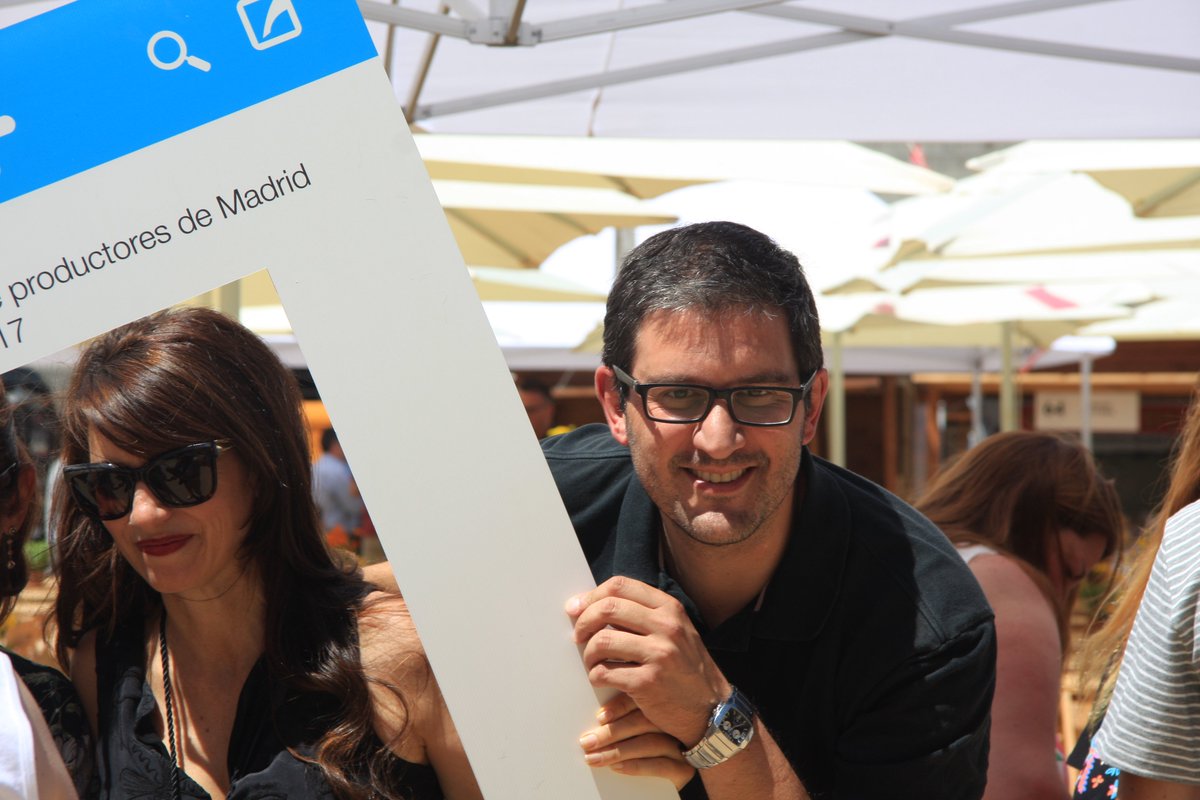 HitCooking's tweet photo. Un placer volver a encontrarme contigo. Con lo cerca que vivimos y lo poco que nos vemos! jajajaja Un abrazo @Coci_en_Guada https://t.co/1d3sxheYuw