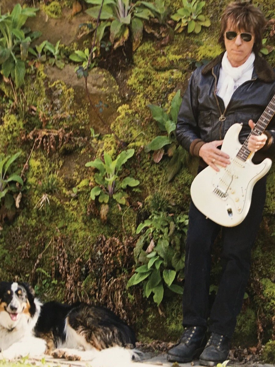 hytimizm's tweet photo. Happy Birthday to Jeff Beck!
ライブ、1度でいいから見に行ってみたいな… https://t.co/jhMPXwi69G