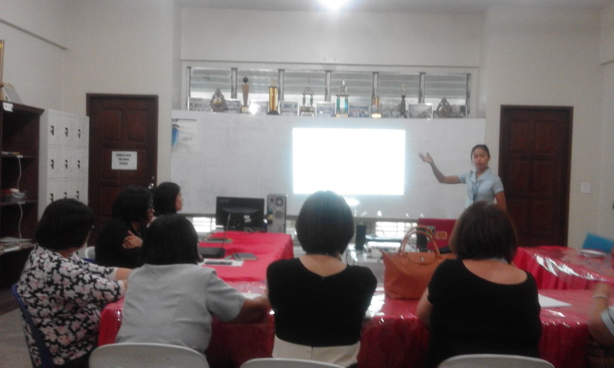MAPSES2k17's tweet photo. SCSTE AWFP Presentation with MAPSES and other unit orgs. 😉😃 @USTPStudentAff @USTPSCSTE2017 https://t.co/mzCsWiF7Ns