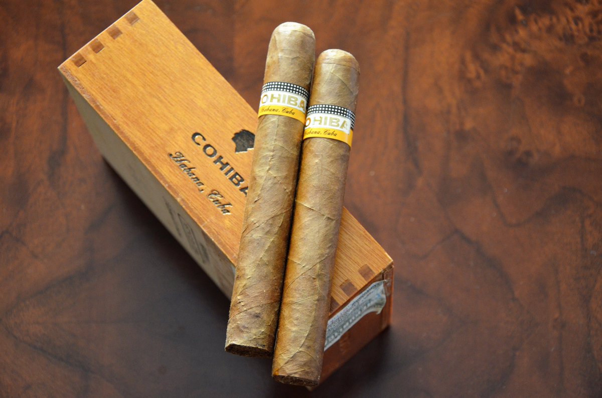 Vintage and Rare Cigar Collector tweet media