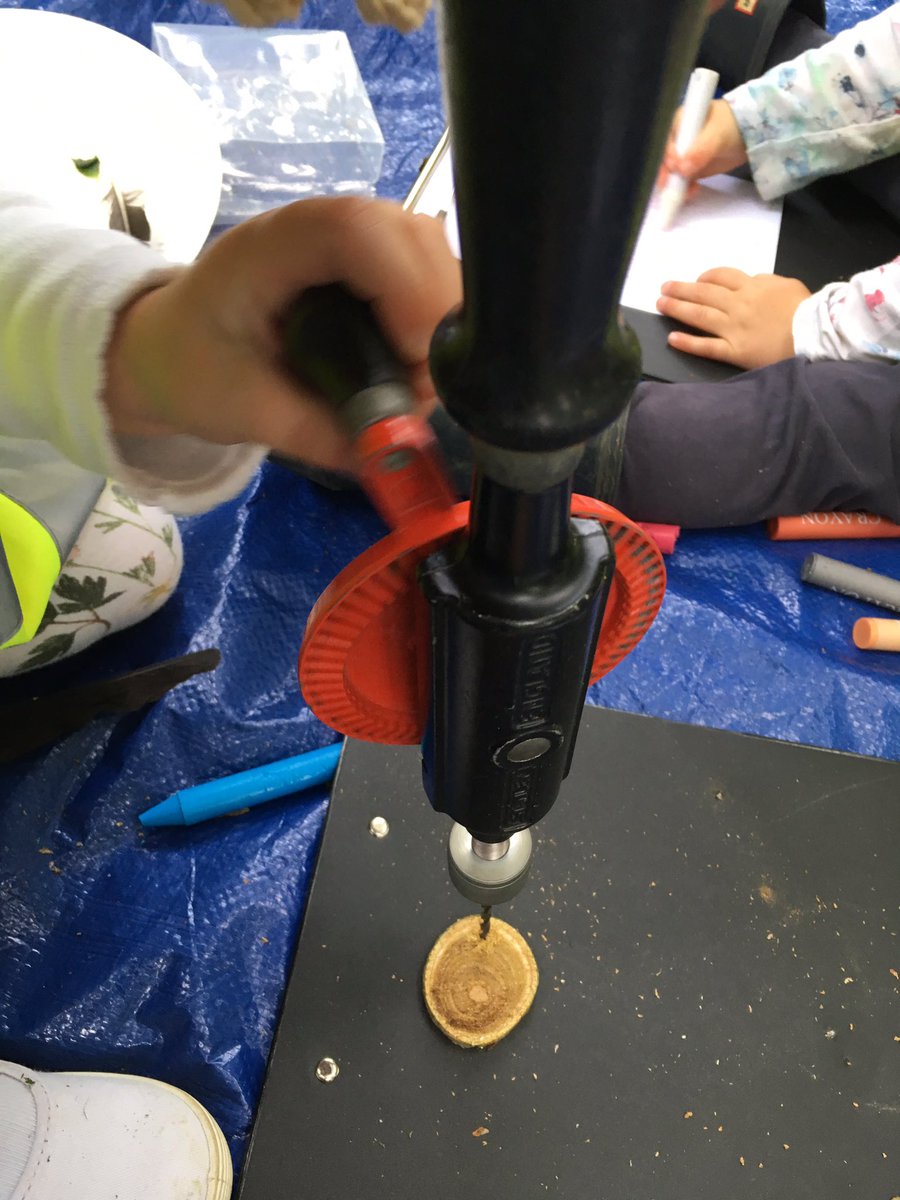 LittlePixieFS's tweet photo. #littlehandsusetools https://t.co/v2i0yOGKpK