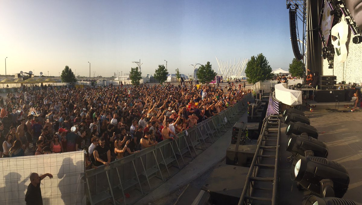 ExtremeDisorder's tweet image. Gracias #Harders por una noche INMEJORABLE e INOLVIDABLE

Gracias @ASummerStoryOfi por todo

Cuidado en el viaje de vuelta y SUERTE MAÑANA