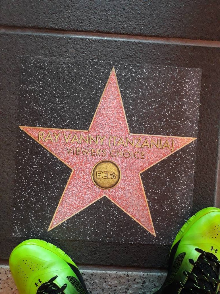 NandyPae's tweet photo. Vanny boy @rayvanny on Hollywood Walk of fame
#Ipickrayvanny https://t.co/fK7QPCDNDe