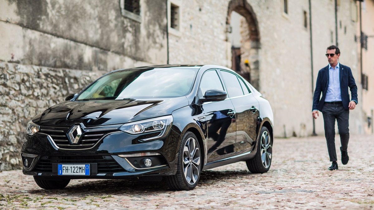 silvioderossi's tweet photo. Renault #MeganeGrandCoupe Intens: spazio alle emozioni [shooting @stylologyit with @renaultitalia #photography #Automotive] https://t.co/XQWI975NqJ