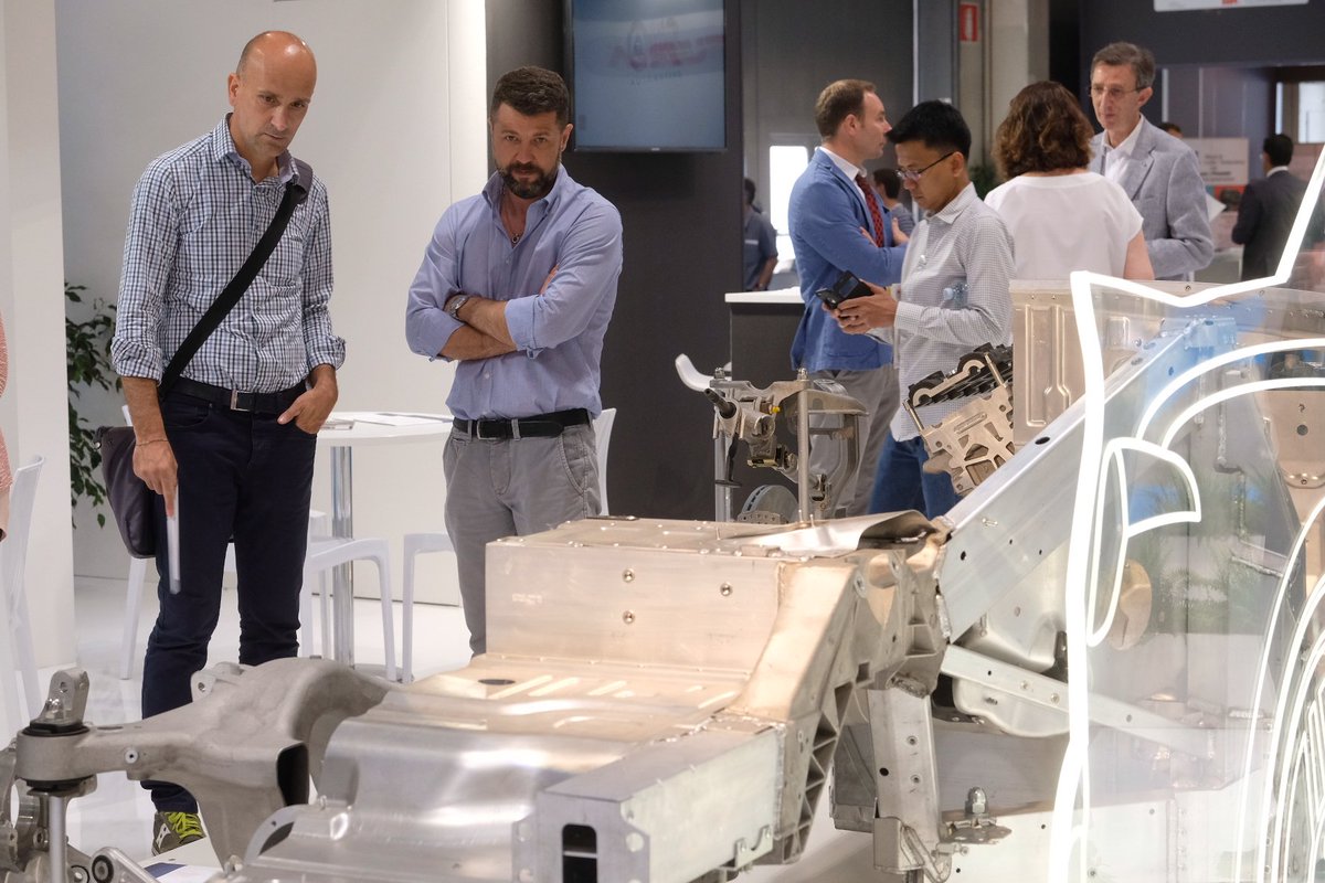 Metef_expo's tweet image. #alluminio #customizedtechnology @Metef_expo 2017 segna inversione di tendenza: +26% visitatori stranieri delegazioni da quattro continenti