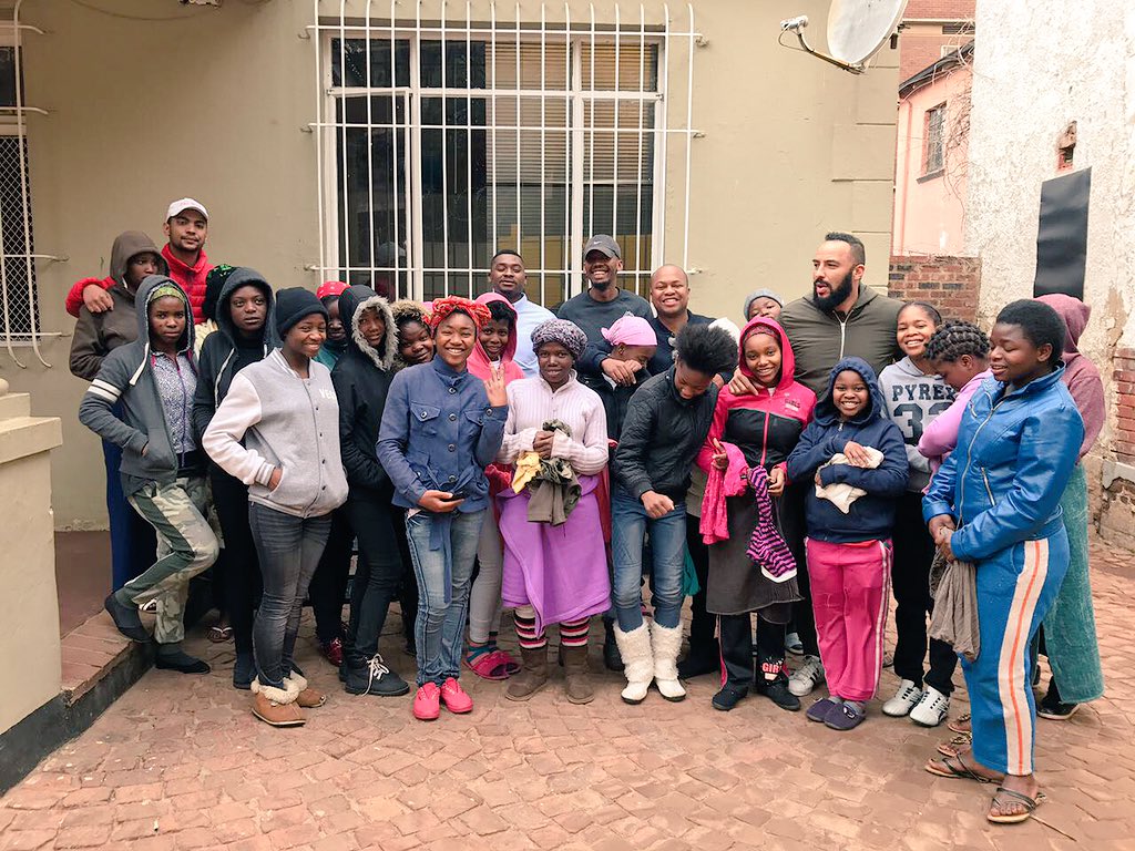 untiluntil_za's tweet photo. Today we dropped off your #HugSA donations at The House Group in Berrea, Hillbrow https://t.co/037RVMjDBm