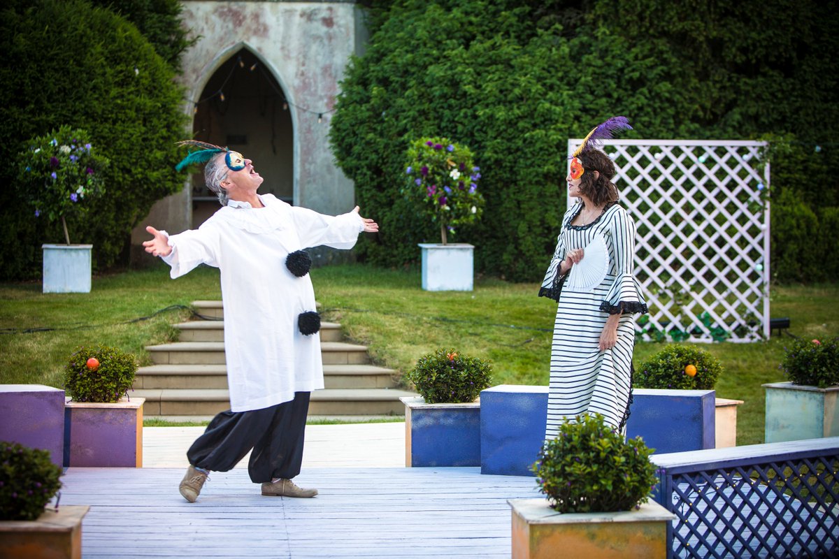 Another perfect day to see #MuchAdoAboutNothing #Beaconsfield - only 2 performances remaining - book at CSCTickets.com #Shakespeare