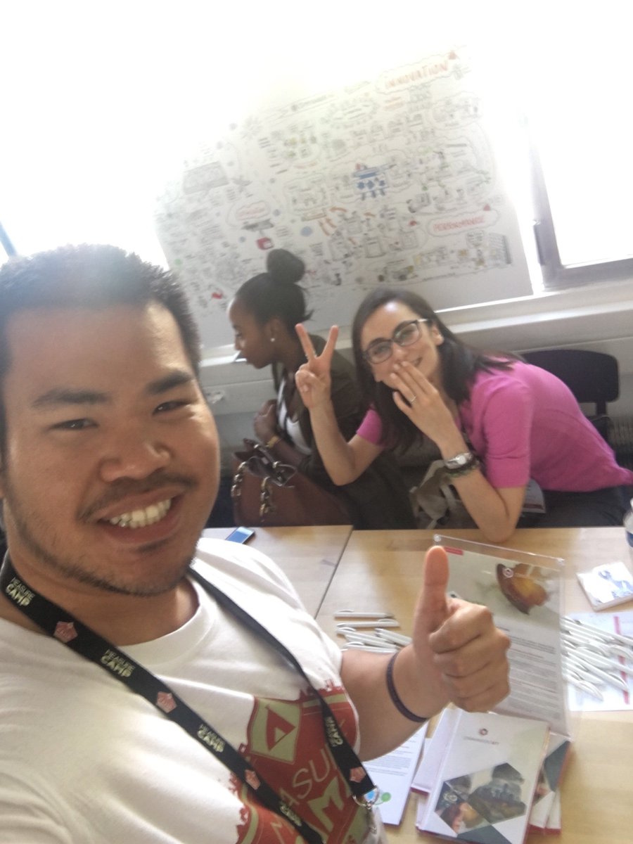SACAULT_Brandon's tweet photo. Super journée au #measurecamp (merci #commandersact) https://t.co/NoIEEYz6PD