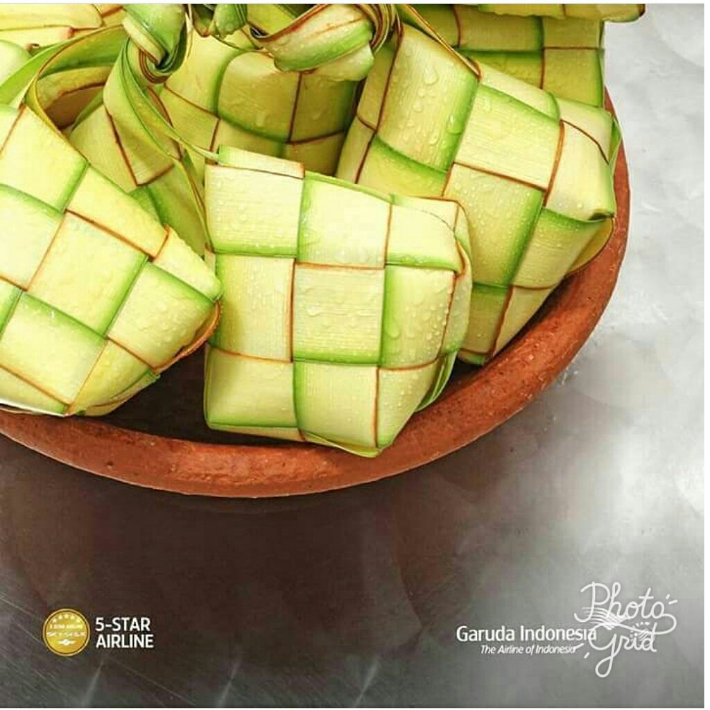 ndea_maria's tweet photo. "Minal Aidin Walfaidzin, Mohon Maaf Lahir dan Bathin" Selamat Hari Raya Idul Fitri 1438 H 🙏😇👭👬👫 https://t.co/iybG8mDHo4