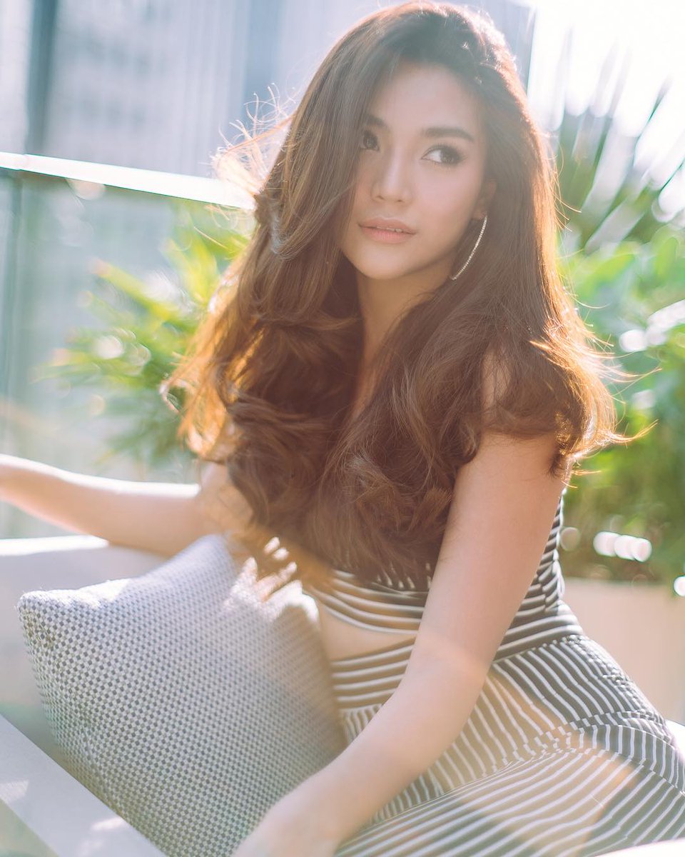 BfcJune's tweet photo. ความงามของผม
ความคมของหน้า
ความดีของหุ่น
โอเคคคค....เป้ะขนาดนี้ ยอมแล้ว
#กามเทพจำแลง https://t.co/SyHQiwCry1
