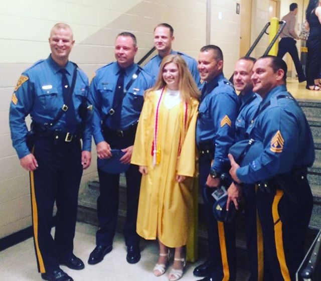 bboinc14's tweet photo. @NJSP TY to the #NJStatePolice who attended the graduation of deceased #BBOFamily & LODD LT. Bill Fearon's Daughter #brothersbeforeothers https://t.co/UFnTOe2POh