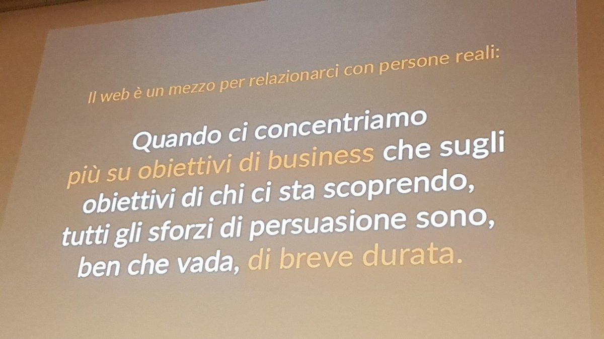 arsenic0's tweet photo. Il #web è un mezzo per relazionarci con persone REALI, quindi... ;-) 
#wmf #wmf17 @ASalettiWm https://t.co/Ov9RUYRHAS