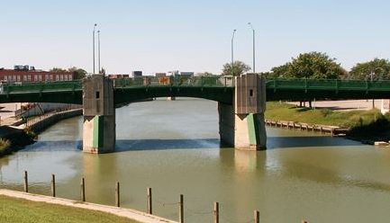 Construction of the Fifth St. Bridge in Chatham has been pushed back a few days #ckont blackburnnews.com/chatham/chatha… https://t.co/Am51Q2elUk