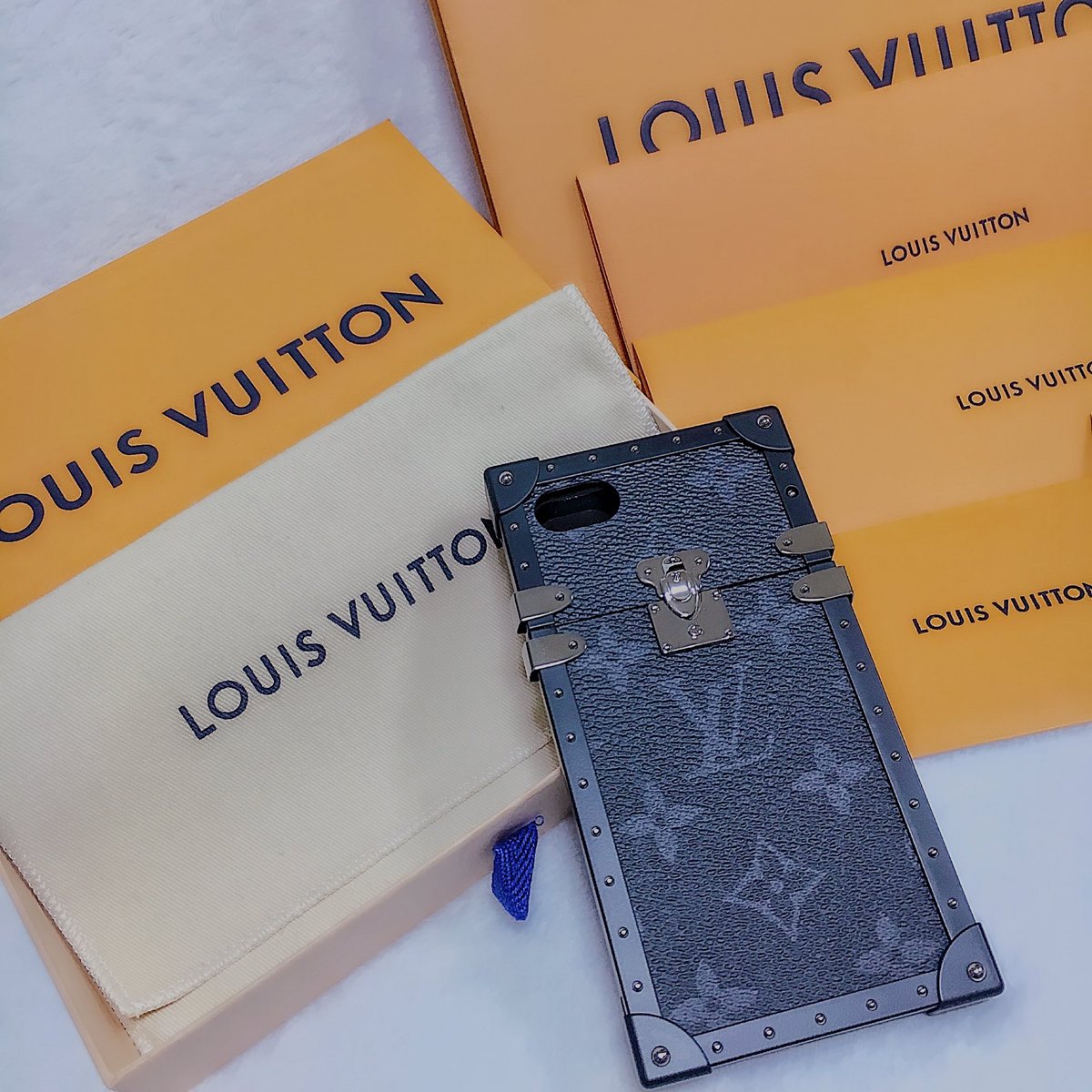 COCOERY_212's tweet photo. Trivial delight💕
#luisvuitton
#monogrameclipse
#monogram
#eclipse
#ELLY #CRAZYBOY #CB
👤@elly24soul https://t.co/nAuxlxr17J