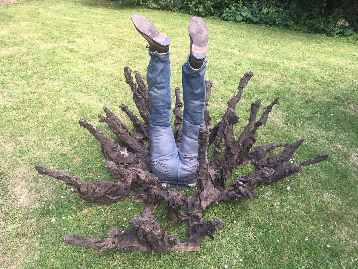 StLaurenceLud's tweet photo. It's all happening today, conference inside, fringe art trail resident artist outside: live sculpture @MattSmartArt @3WeeksinLudlow #art https://t.co/FnQxnv3aYt