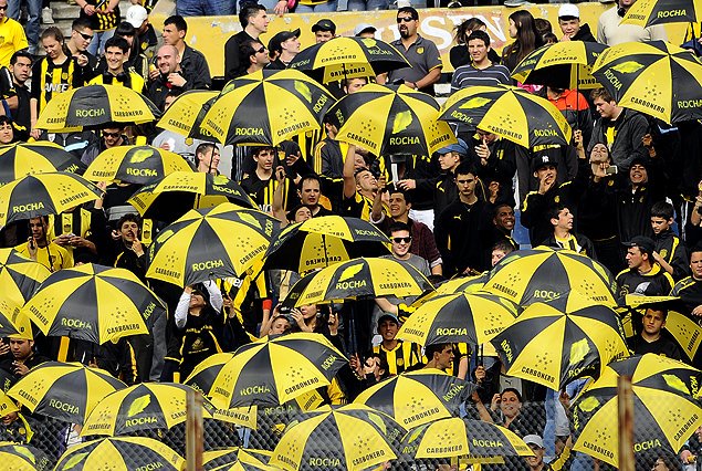 _MundoCarbonero's tweet photo. *ES HOY PEÑAROL💛♥💪👊 "!!! https://t.co/oy25DJ9CWd