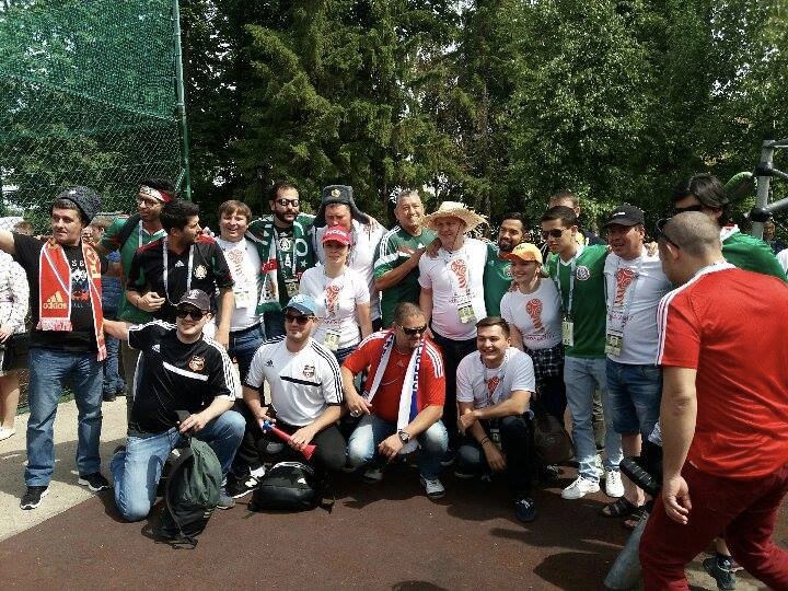 FansEmbassies's tweet photo. Kazan: fan friendly #RUSMEX before tonight's #ConfedCup clash - excellently hosted by @fansembrussia 😎
#Kazan #FanFriendly⚽ https://t.co/miI3yFFTii