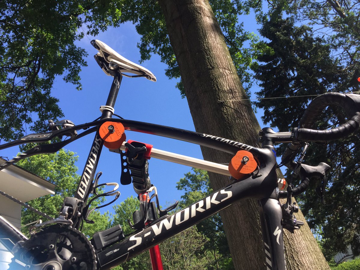 HirobelLLC's tweet photo. Beautiful day! Now time to wash off the bad weather😎🙌 #bicycle #promech #sworks #Roubaix #di2 #MadeInUSA https://t.co/ixc4wjJLAI