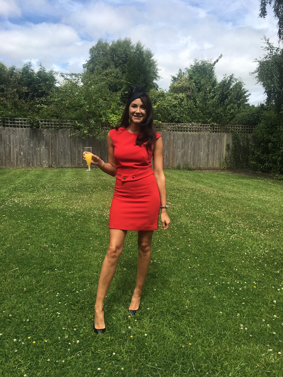 Jadey_F's tweet photo. Ascot Races 🐎🥂✨ https://t.co/bGbNHaC2RE