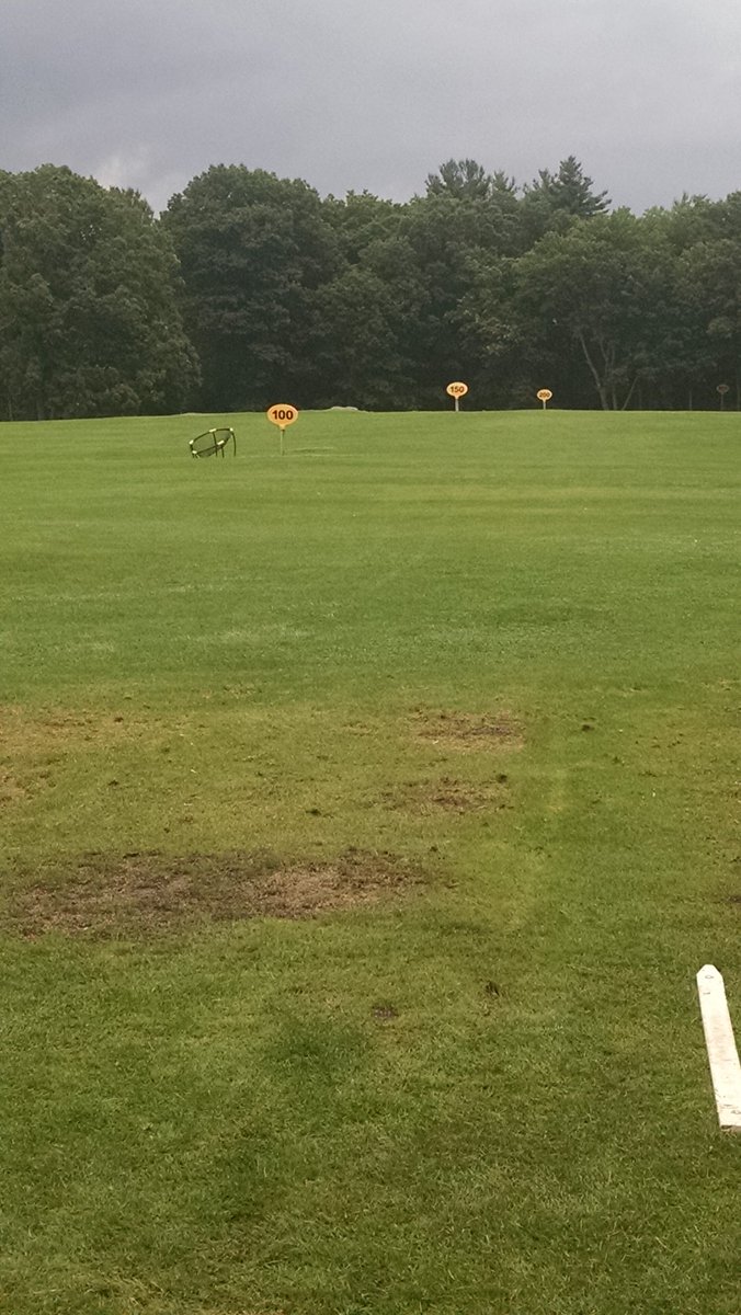 _MCartwright's tweet photo. When it's been a while & you REALLY don't want to wind up hitting irons off 75% of the tees tomorrow... #RangeInTheRain #OnlyOneOutHere https://t.co/eM076jHxZR