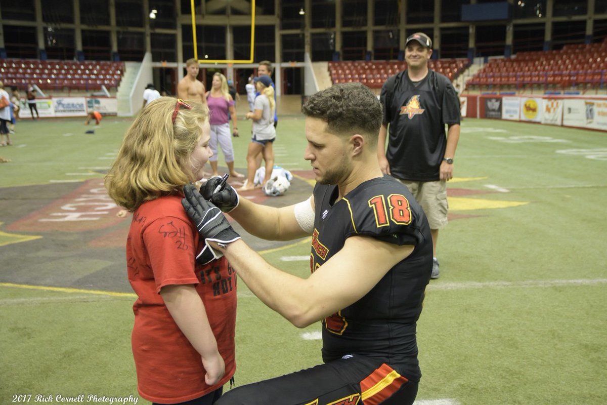 triangletorch's tweet photo. SIF Championship game TODAY at 7:30!! $5 Tickets!! Help us take down the trophy!! #TriangleTorch #FlameUp #Raleigh #IndoorFootball https://t.co/ukaT8nbTF6