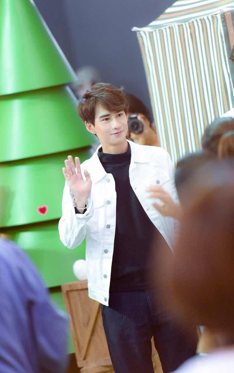 hirokohitoe's tweet photo. Because of my psychotherapist exam, I can't meet u a long time.😭 
Thanks my friend's pic. 
@ImerbSittiwat  
#ImerbSittiwat
#toeysittiwat https://t.co/RdVUWidu16