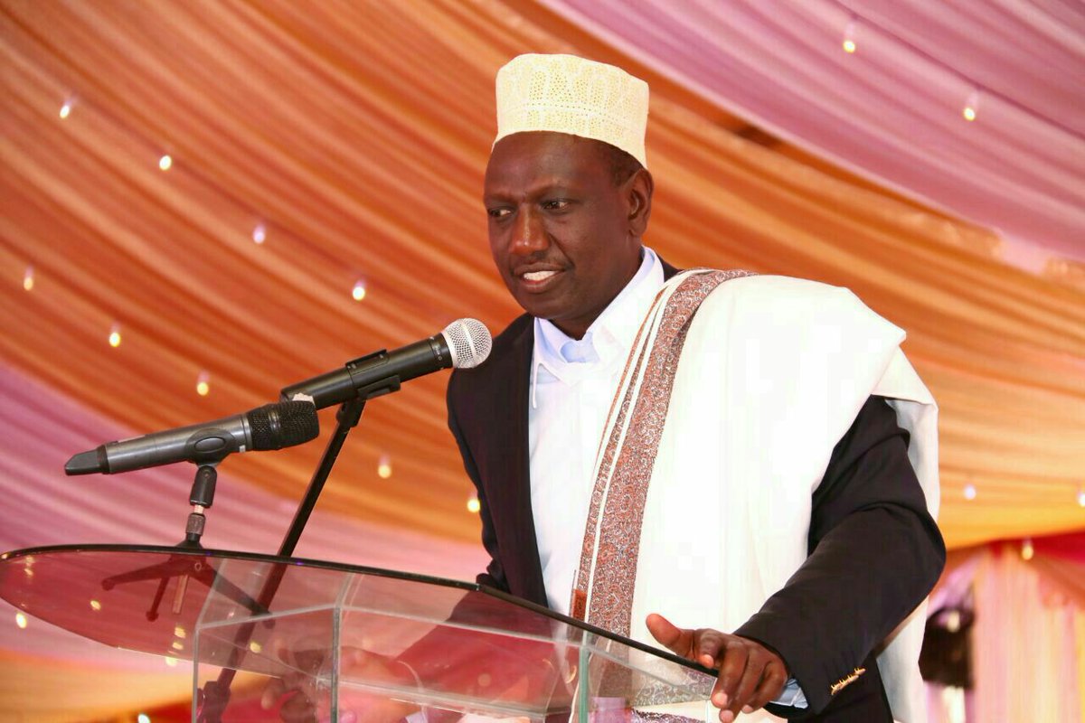 Governormacano2's tweet photo. The young Hardworking Deputy Presdent in Kenya @UKenyatta @WilliamsRuto @honkabogo @MahamudMM @abdikaderore https://t.co/ivtvOcBSou