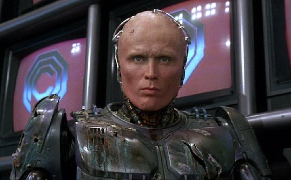 Happy 70th Birthday to Robocop star Peter Weller! 