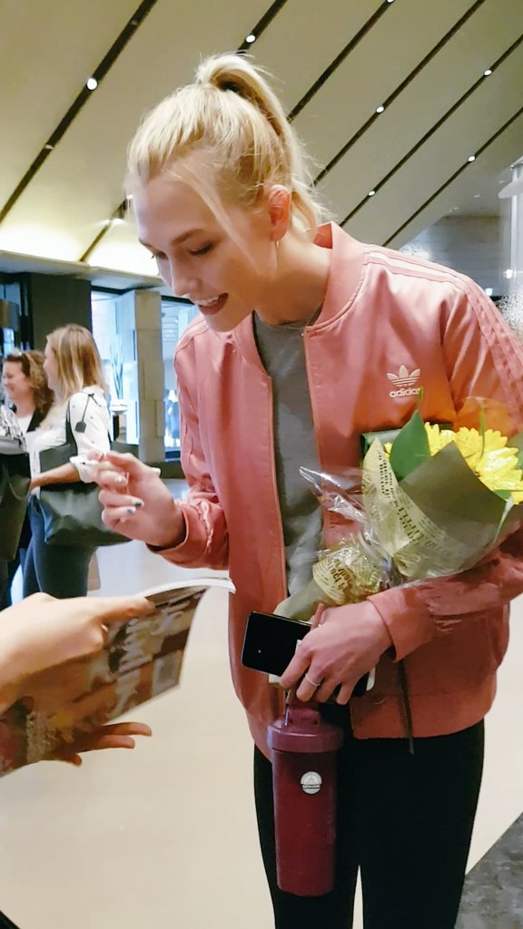 <a href="/karliekloss/">Karlie Kloss</a> This moment is like a dream. Thank you for your time and your kindness. You're literally an angel 😇😘 Have a great time in Korea