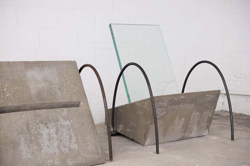 designboom's tweet photo. new york sunshine populates #southampton pop-up with 300+ pound #concrete chairs and shelves @NYSunshine3 https://t.co/BaAO10m936 https://t.co/ast6IjlDZE