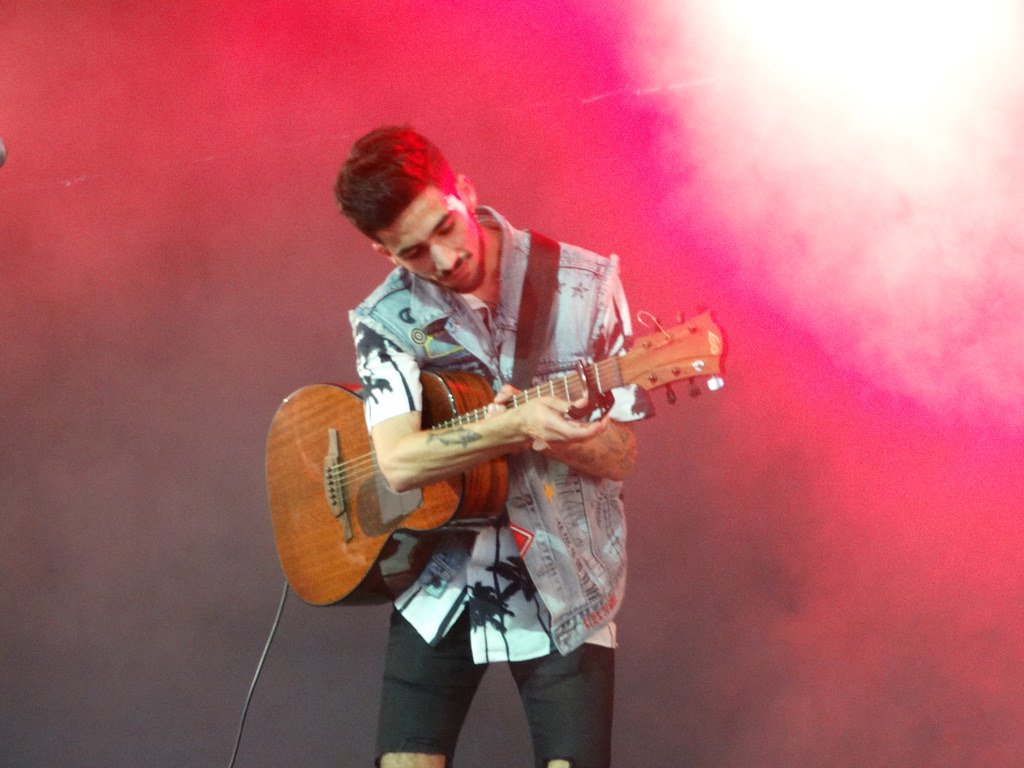 Arcadian_Fans1's tweet photo. ☀️magnifique concert hier à @LucelleSonore avec @ArcadianOff ! Ambiance de folie 😉 ce soir rebelote à Bassecourt ⚠️🔝🔥💜💛💚 #arcadian https://t.co/fuoHFVTXPo