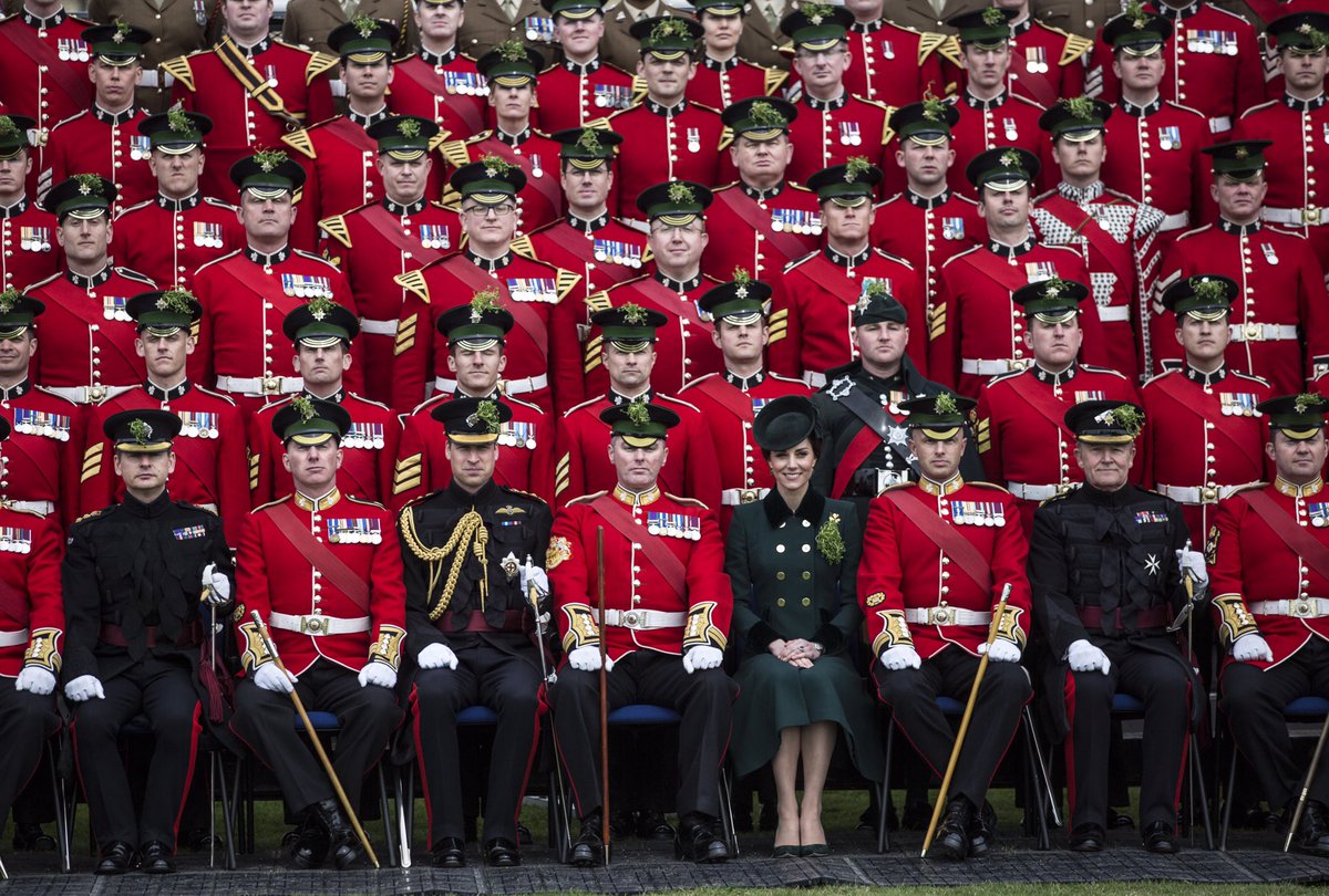 KensingtonRoyal's tweet photo. We are celebrating the men and women who have served their country on #ArmedForcesDay - thank you for everything you do. 📷PA https://t.co/8kQ7Rso30j
