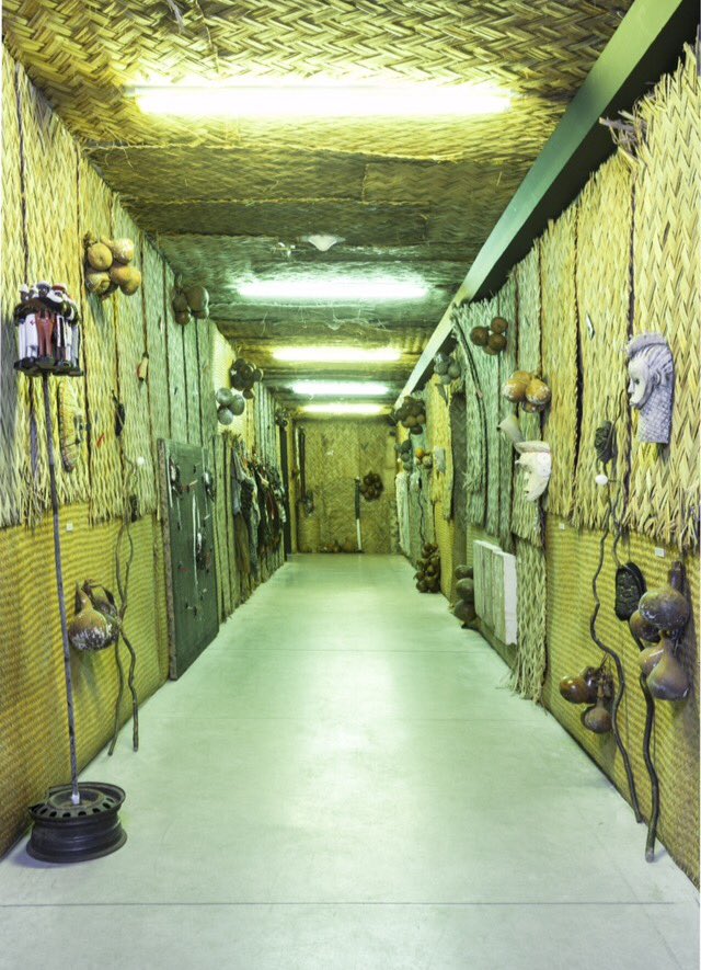 FM_CCA's tweet photo. Installazione di Pascale Marthine Tayou, African Cabana esposta a The White Hunter #travelsMW #MuseumWeek https://t.co/uAYIPRZMB9