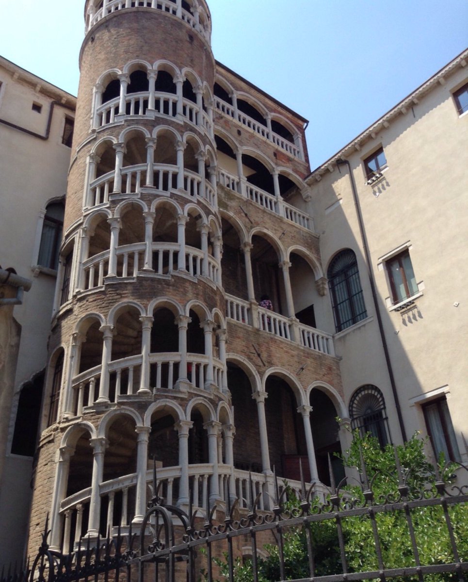 akaranoel's tweet photo. Venezia #italy #113steps https://t.co/BrgOvqQrZ4