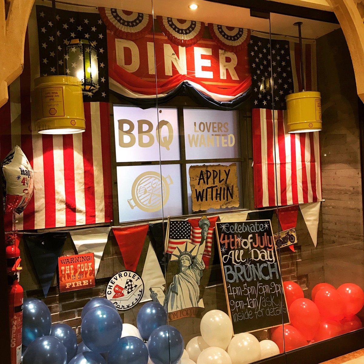 Red,White &amp;Blue we want to celebrate 4th Of July with you!
#clawbbqdowntown #4thofjuly #alldaybrunch #bullridingcontest #hotdogeatingcontest