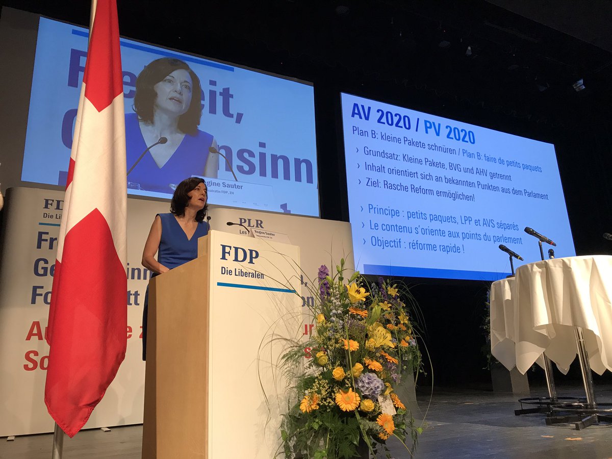 kampagnenleiter's tweet photo. Regine Sauter an der #DV_FDP Wie verdaut man ein Mammut? Man verkleinert das Problem, statt es zu vergrössern #AV2020 https://t.co/C7HxkkoBW3